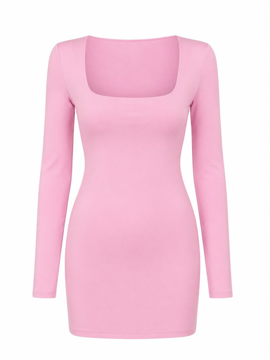 Vestido Curto Ombreira Decote Quadrado