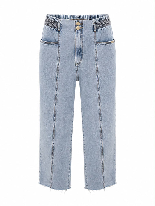 Calça Reta com Recortes Jeans